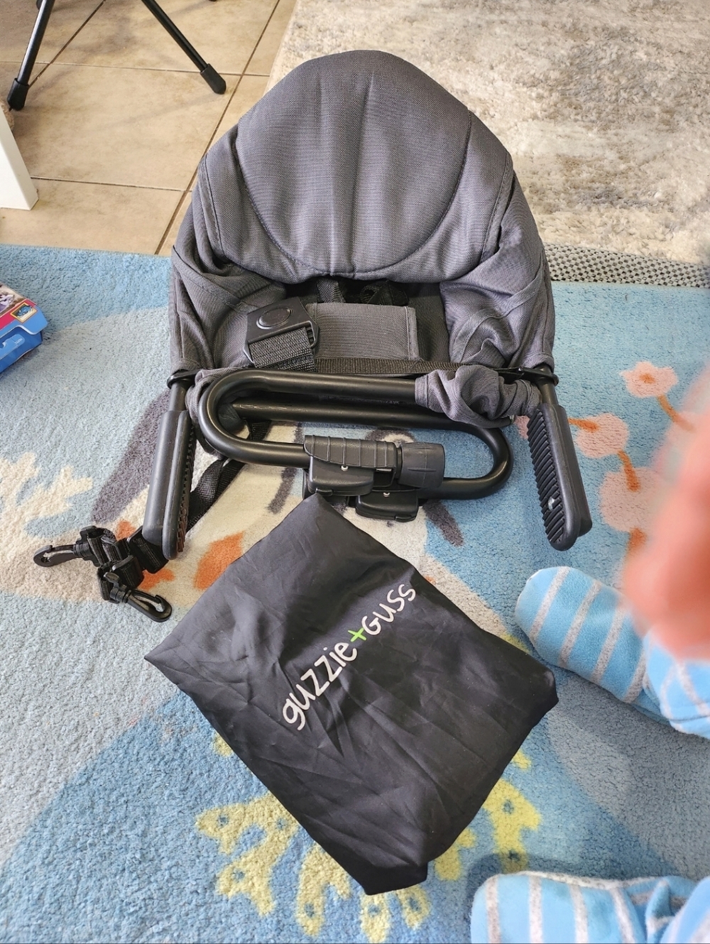 Guzzie And Guss Perch Baby Chir Portable Travel Booster Seat - Foldable